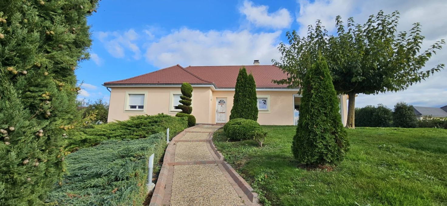 PAVILLON de plain - pied - vue dégagée